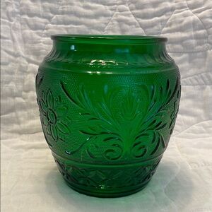 Vibrant Green Glass Vase with Botanical Design
